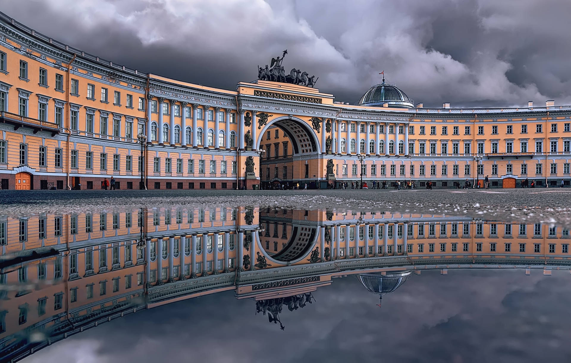27.05.1703 год, - день основания Санкт-Петербурга.